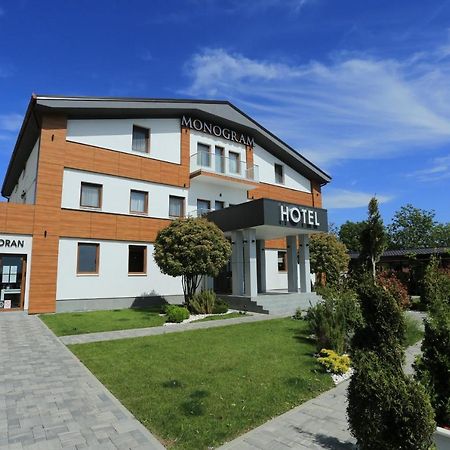Mv Monogram Hotel Indija ภายนอก รูปภาพ